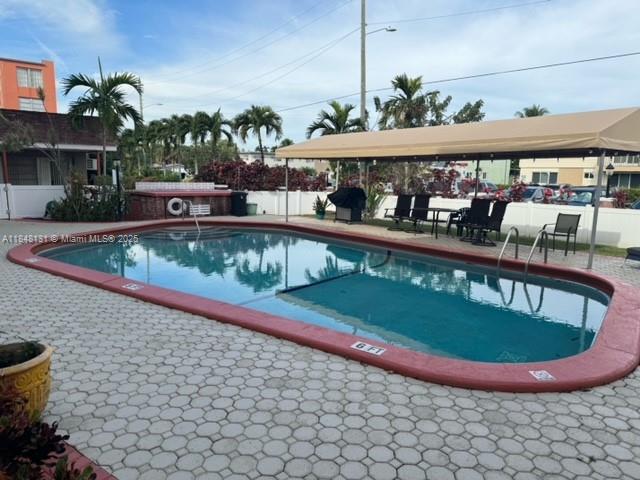 1850 NE 169th St # 308, North Miami Beach FL 33162