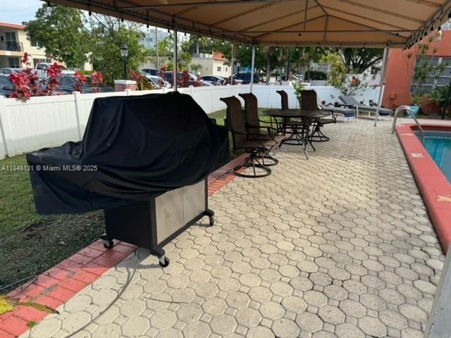 1850 NE 169th St # 308, North Miami Beach FL 33162