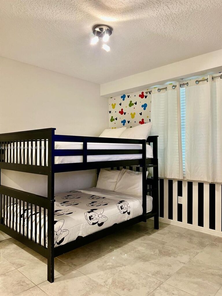 3111 Paradox circle # 104, Kissimmee FL 34746