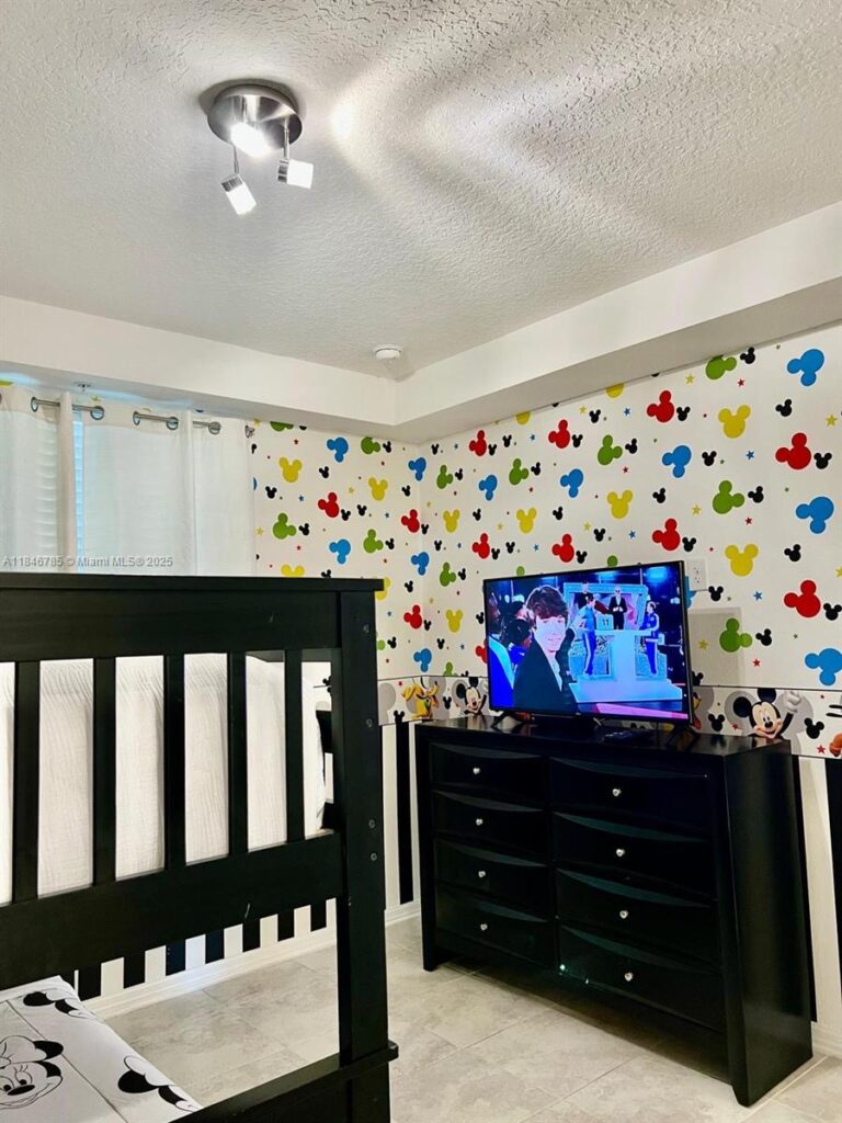 3111 Paradox circle # 104, Kissimmee FL 34746