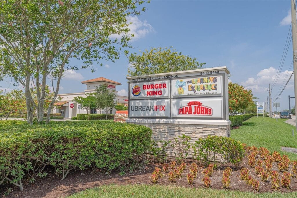 9440 W Commercial Blvd, Sunrise FL 33351