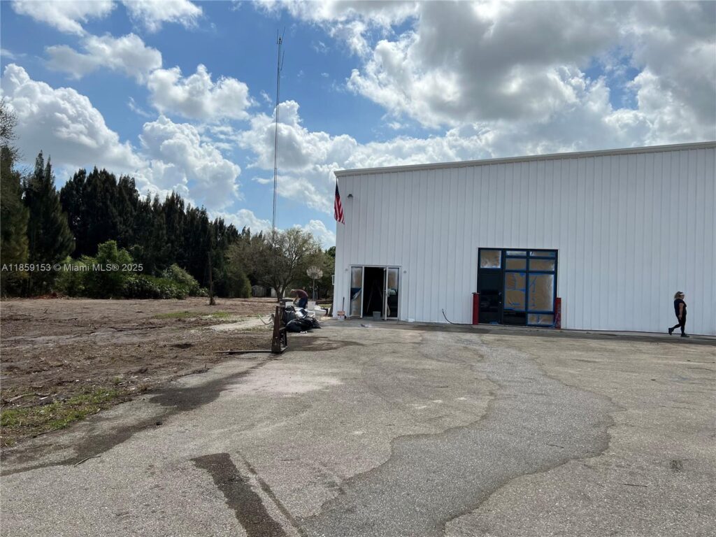 14961 SR W78, Moore Haven FL 33471