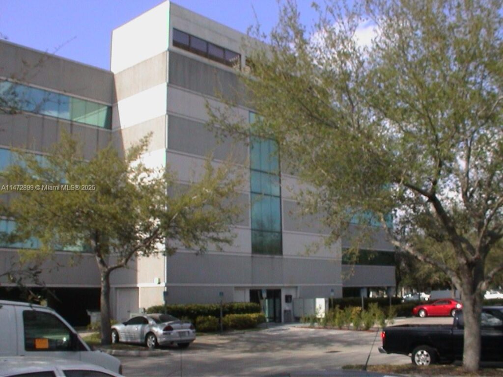 14411 Commerce Way # 310, Miami Lakes FL 33016