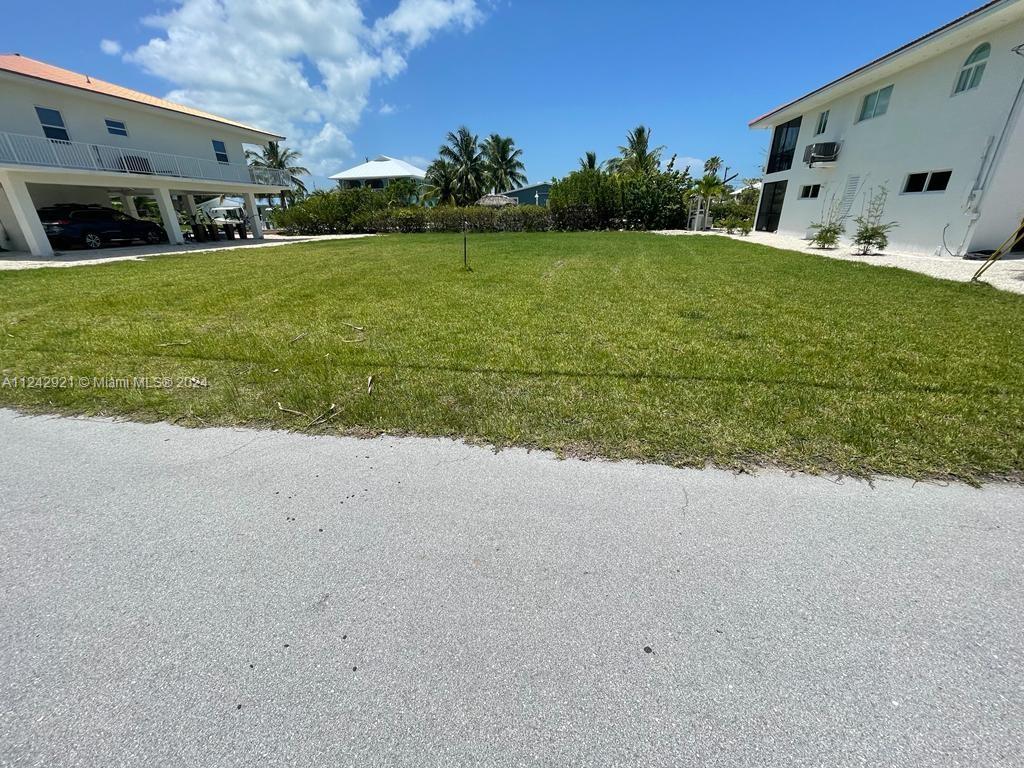 30351 Flamingo Ln, Big Pine FL 33043