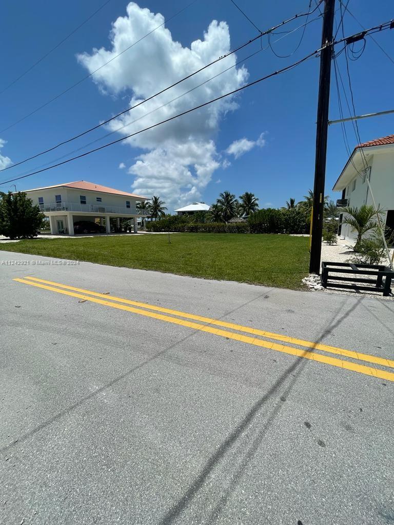 30351 Flamingo Ln, Big Pine FL 33043