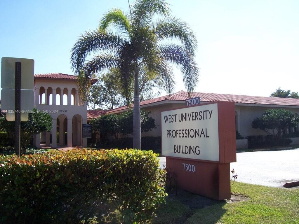 , Plantation FL 33317