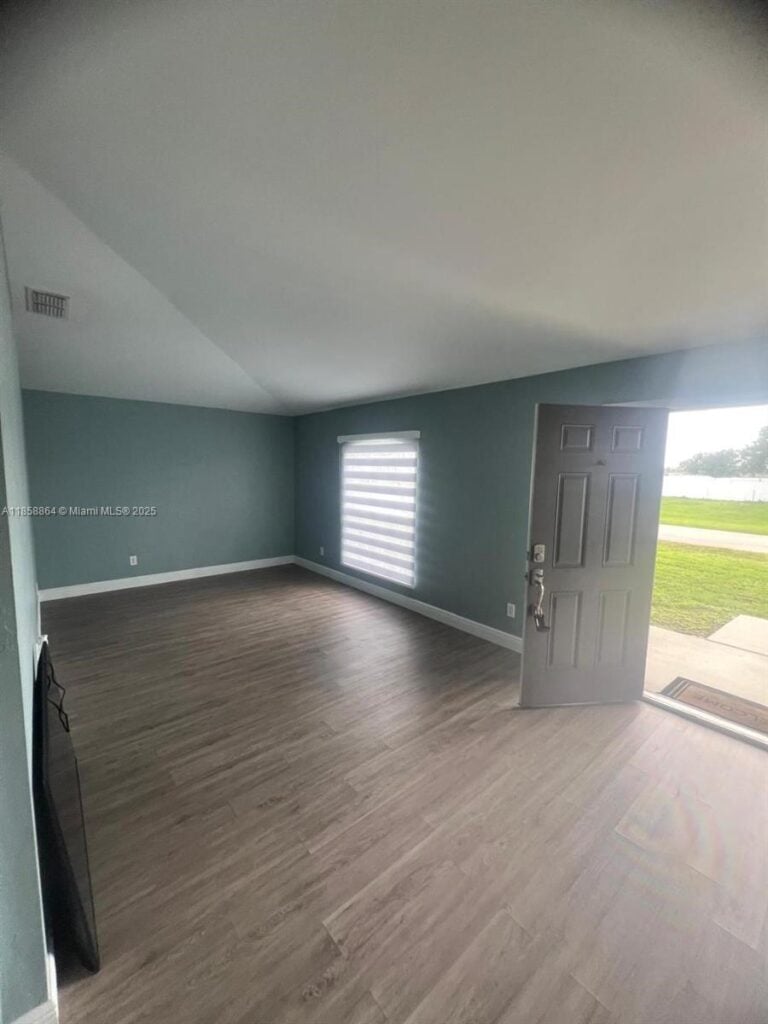 1305 SW 22 pl # 0, Cape Coral FL 33991