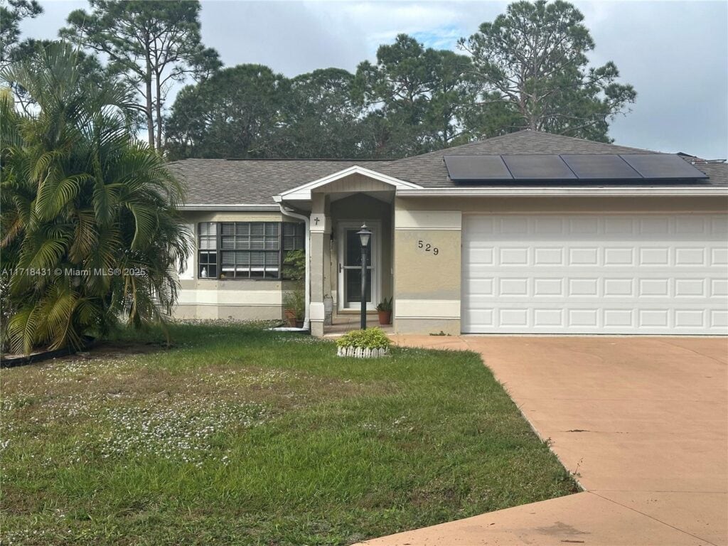 529 ASTON MARTIN DR., Sebring FL 33872