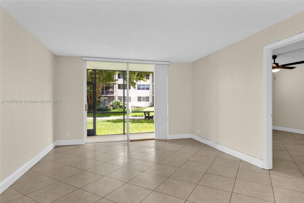 681 S Hollybrook Dr # 109, Pembroke Pines FL 33025