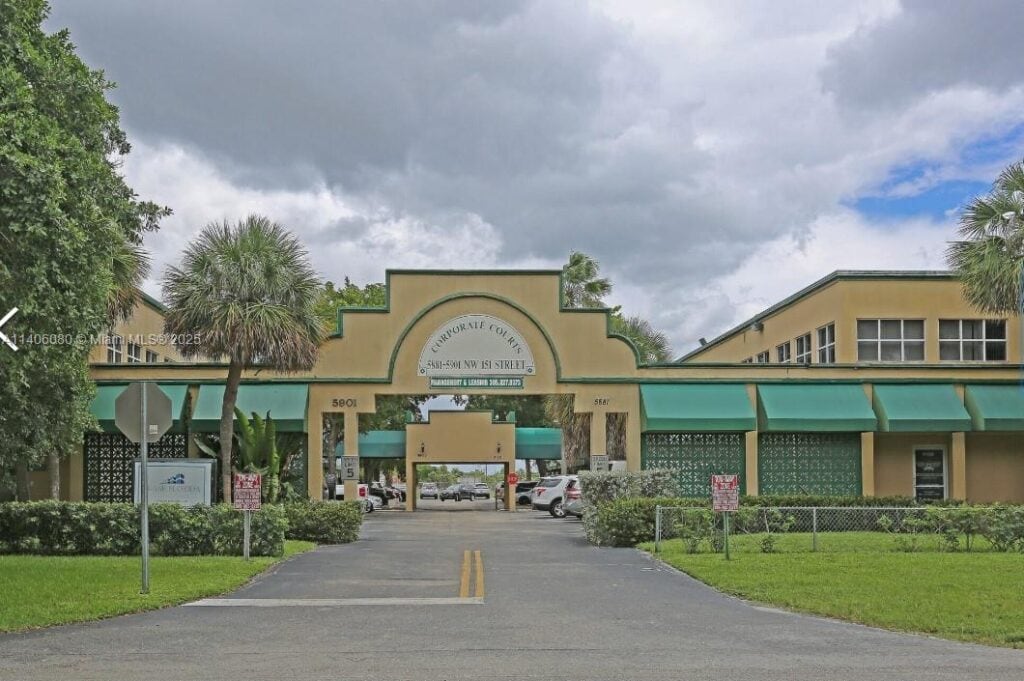 5881 NW 151st St, Miami Lakes FL 33014