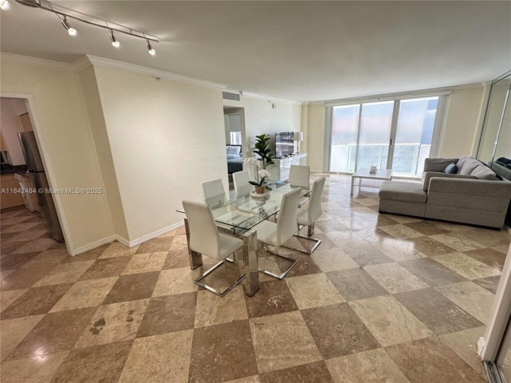 9195 Collins Ave # 912, Surfside FL 33154