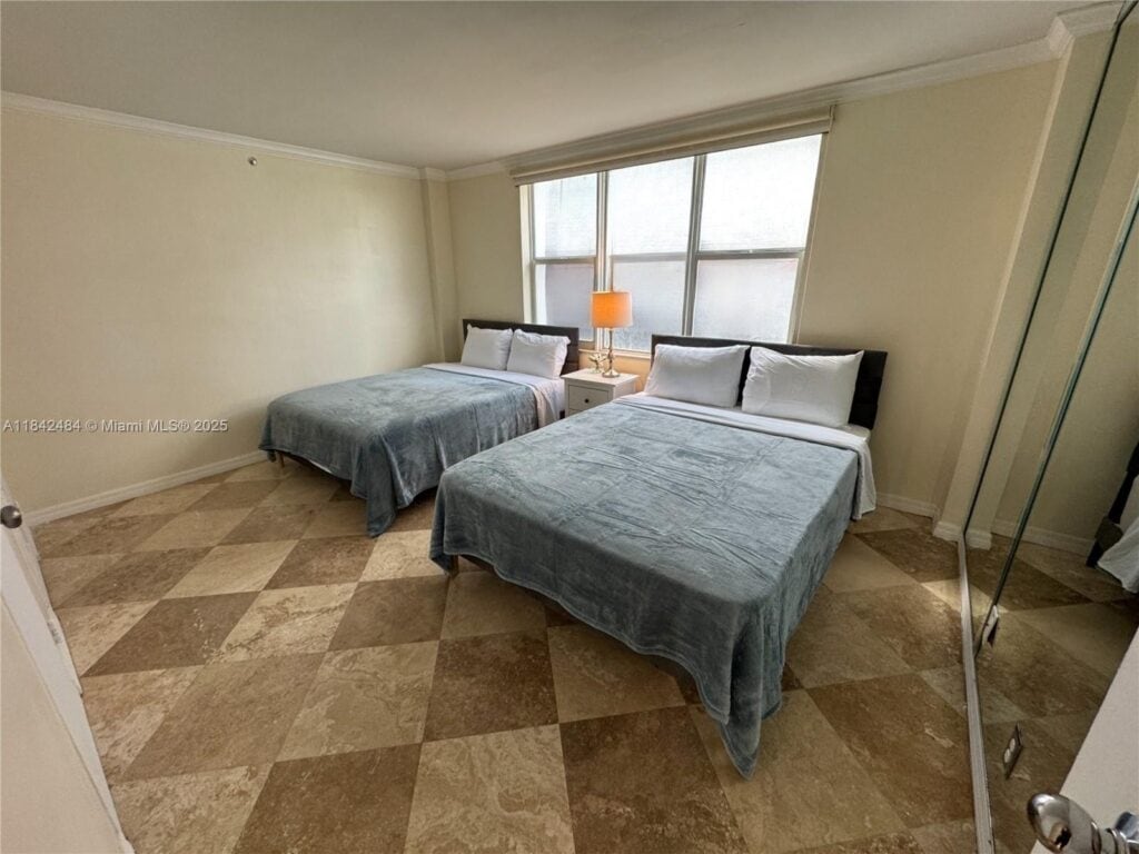 9195 Collins Ave # 912, Surfside FL 33154