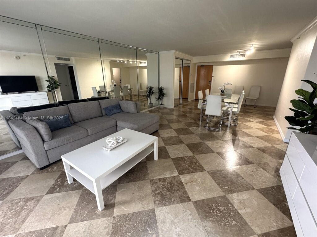 9195 Collins Ave # 912, Surfside FL 33154