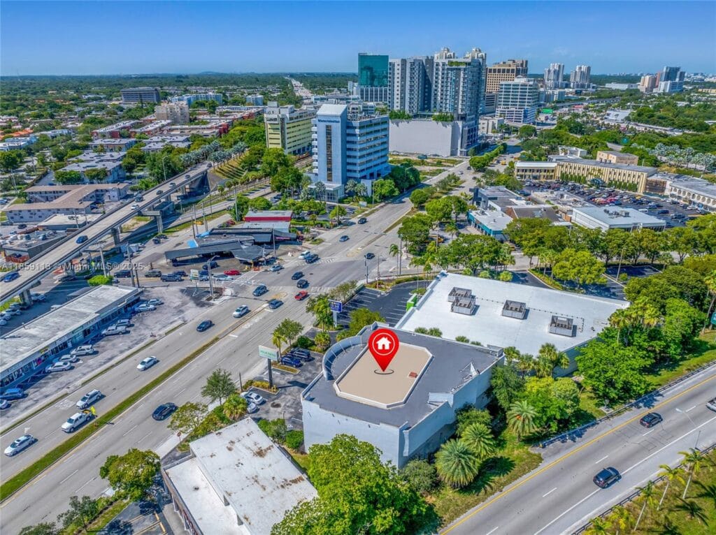 9855 S Dixie Hwy, Pinecrest FL 33156