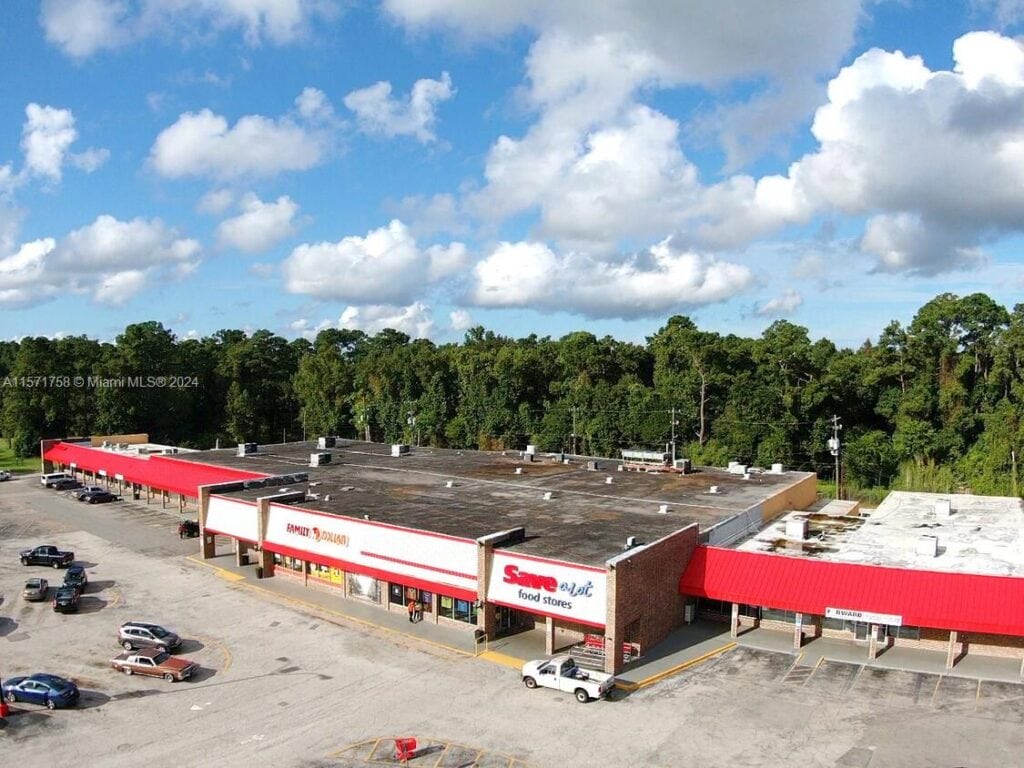 10696 Lem Turner Road # 6, Jacksonville FL 32218