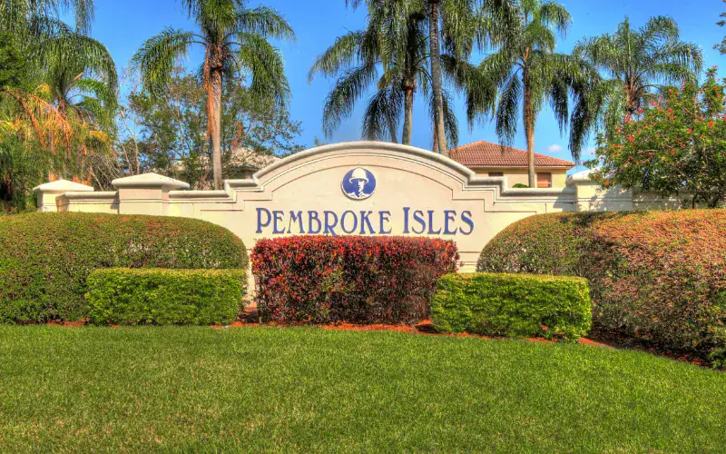 Pembroke Pines homes for sale and family neighborhoods