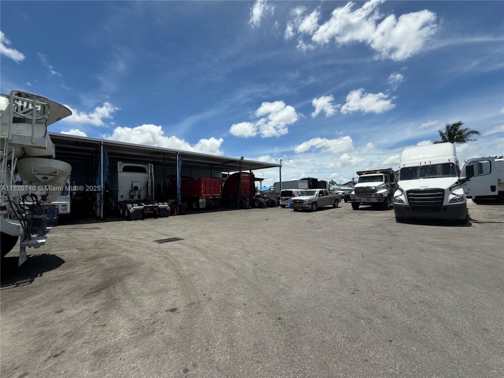 9008 NW 119th St Suite D, Hialeah Gardens FL 33018
