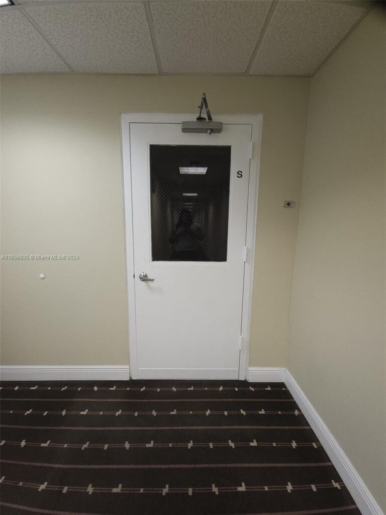 8950 SW 152nd St Suite S, Palmetto Bay FL 33157