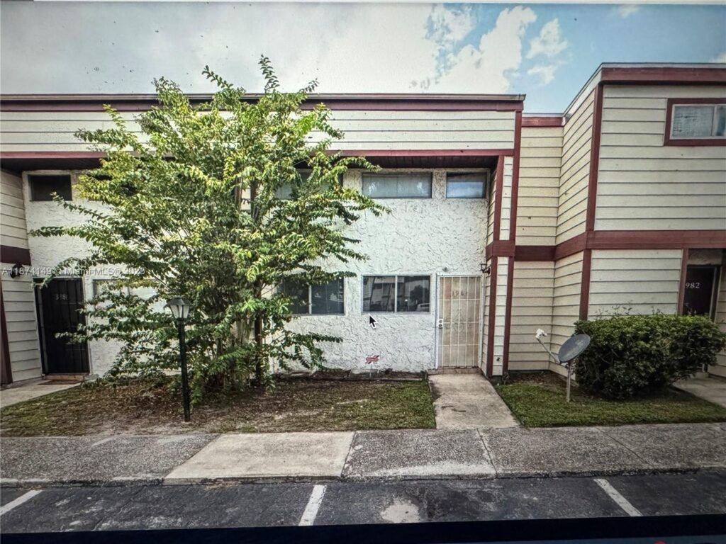 3984 Crayrich Circle # C5, Orlando FL 32839