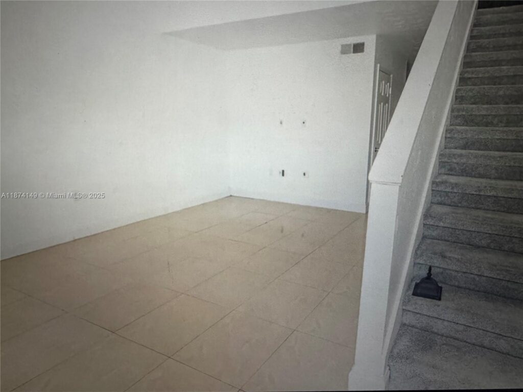 3984 Crayrich Circle # C5, Orlando FL 32839