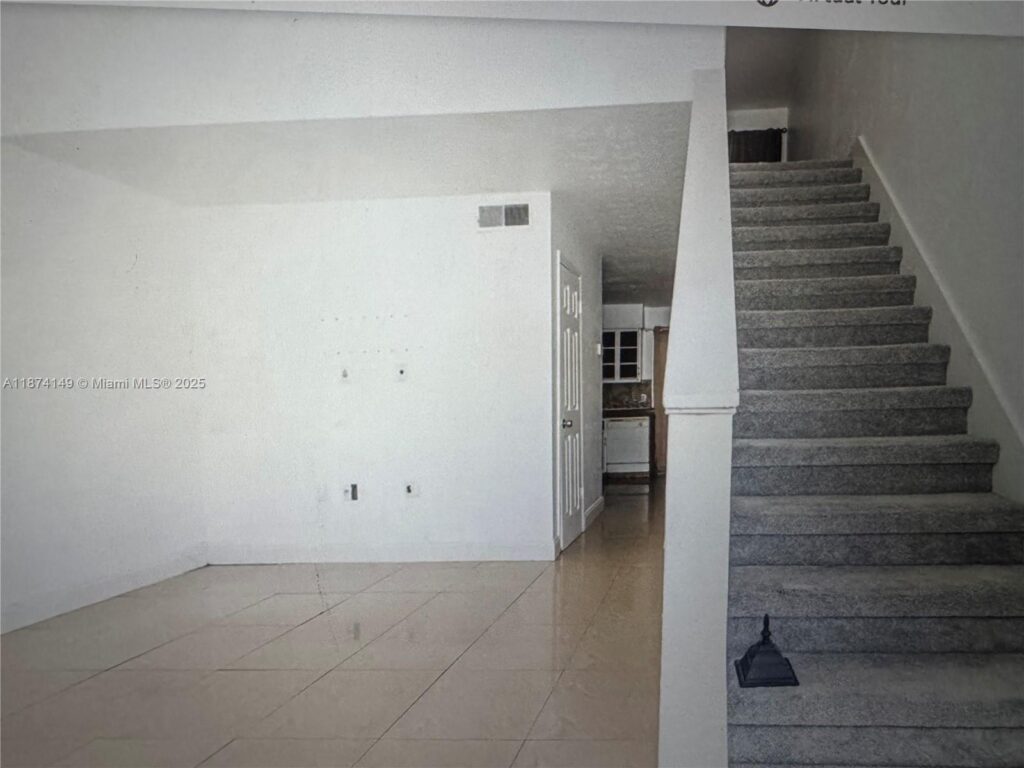 3984 Crayrich Circle # C5, Orlando FL 32839