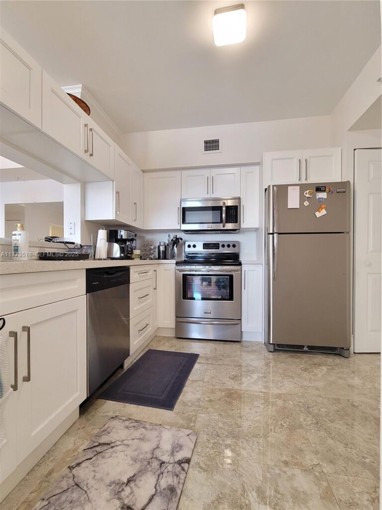 17100 N Bay Rd # 1307, Sunny Isles Beach FL 33160