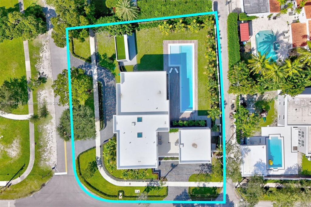 9860 NE 5th Avenue Rd, Miami Shores FL 33138