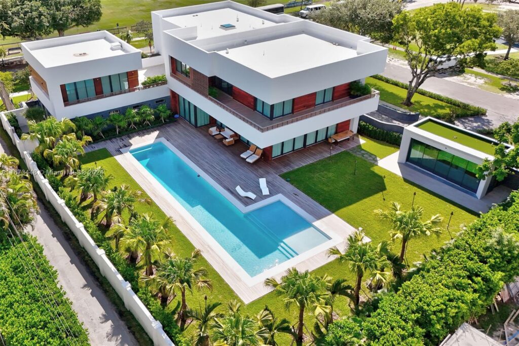 9860 NE 5th Avenue Rd, Miami Shores FL 33138