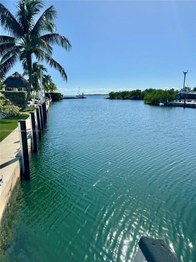 72 Ocean Dr # 0, Key Largo FL 33037