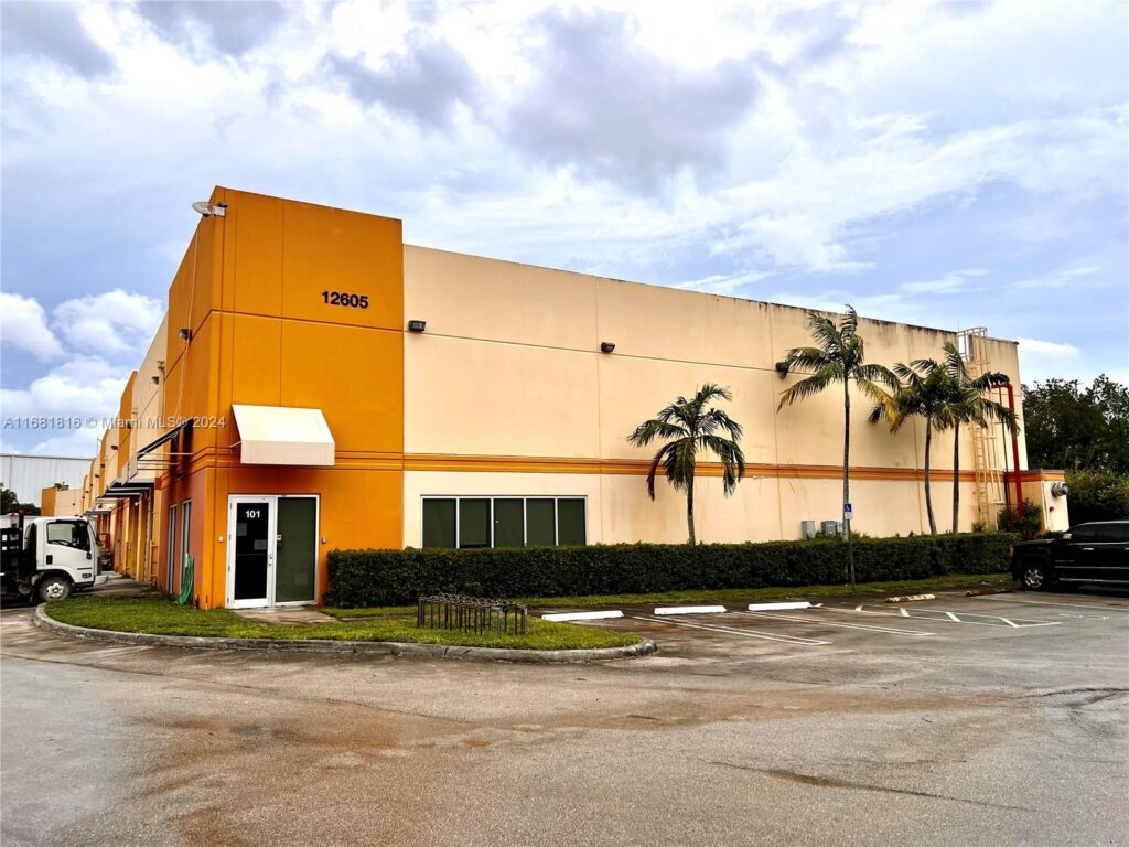 12605 NW 115th Ave, Medley FL 33178