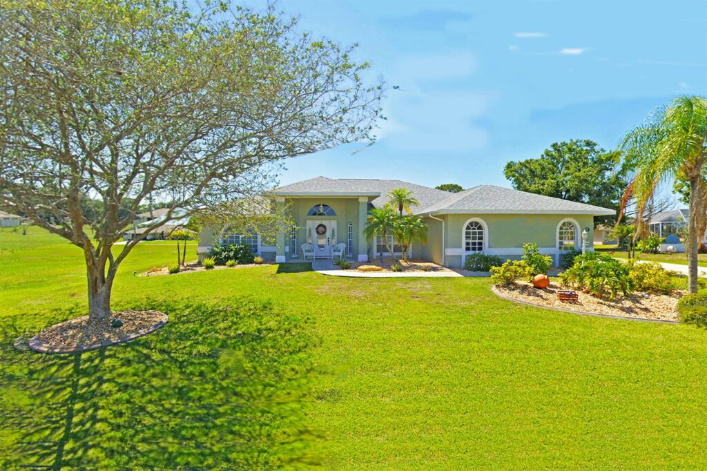 424 Holly Drive, Sebring FL 33876