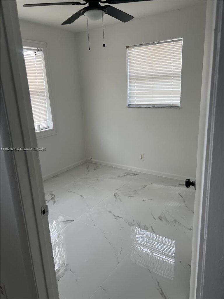 4809 SW 25th St, West Park FL 33023