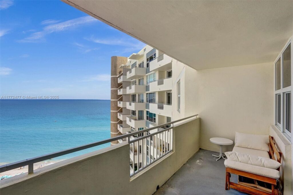 3180 S Ocean Dr # 1504, Hallandale Beach FL 33009