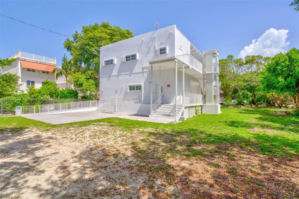 14 125th Street Gulf, Marathon FL 33050