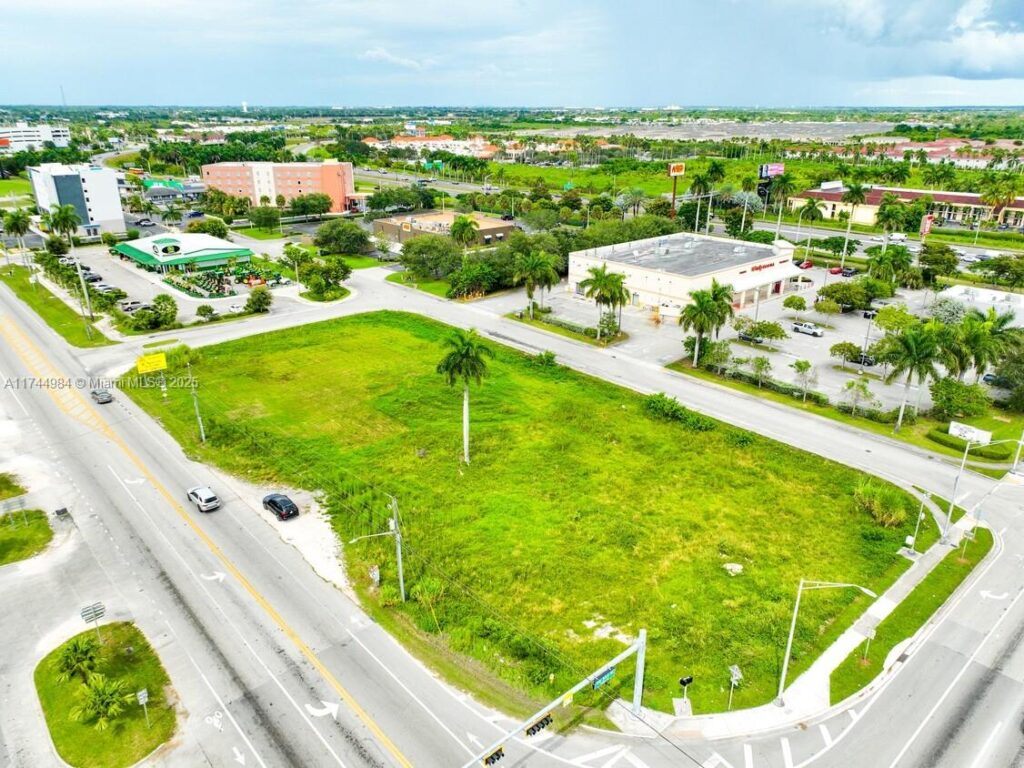 41 N Krome Ave, Florida City FL 33034