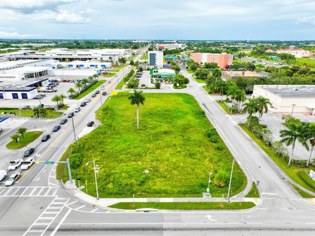 41 N Krome Ave, Florida City FL 33034