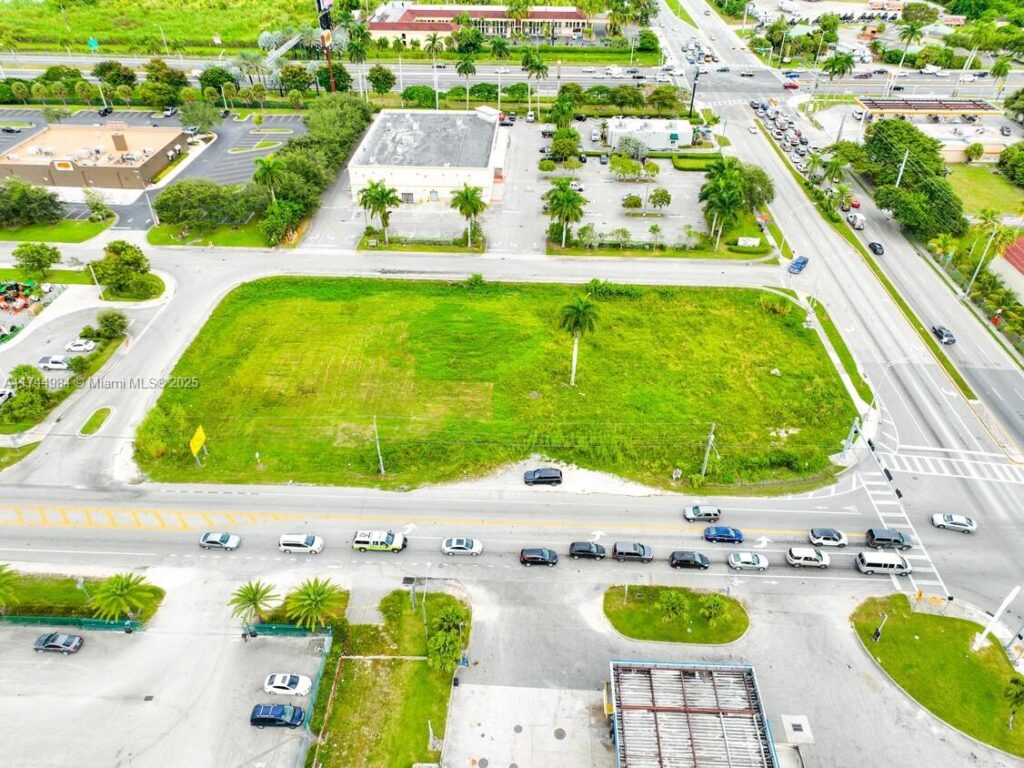 41 N Krome Ave, Florida City FL 33034