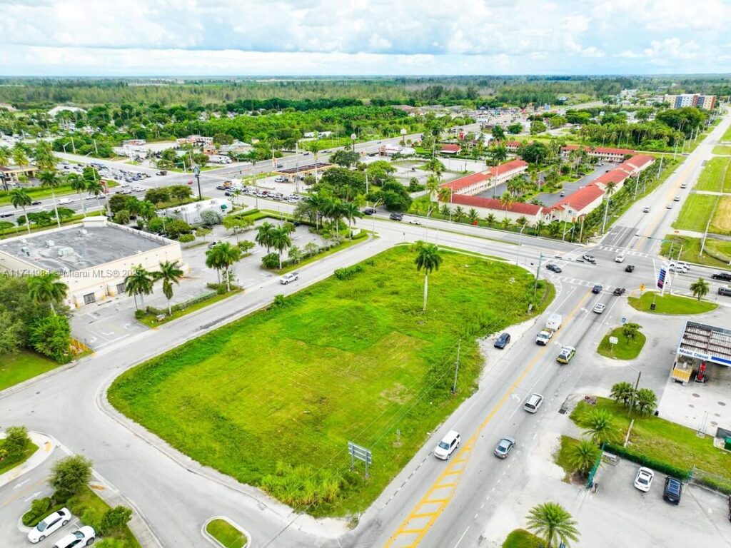 41 N Krome Ave, Florida City FL 33034