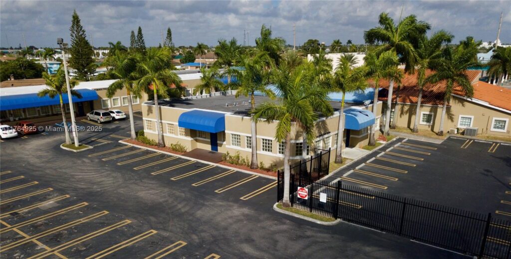 1446 N Krome Ave, Florida City FL 33034