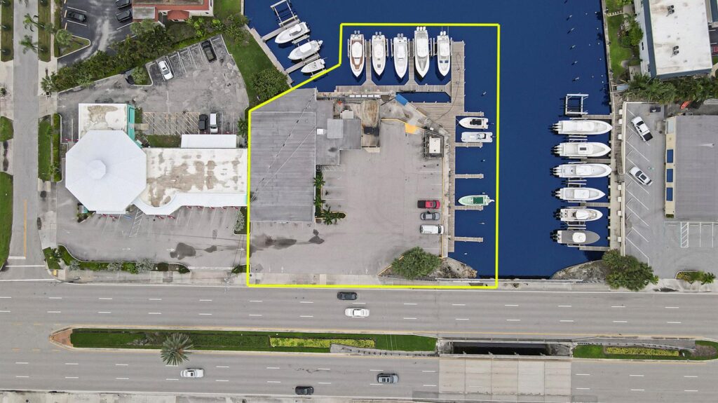 631 Northlake Boulevard, North Palm Beach FL 33408