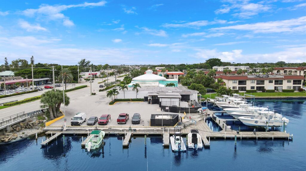 631 Northlake Boulevard, North Palm Beach FL 33408