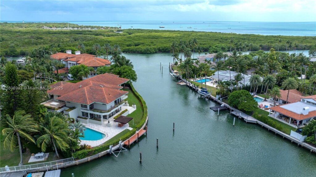 241 Cape Florida Dr, Key Biscayne FL 33149
