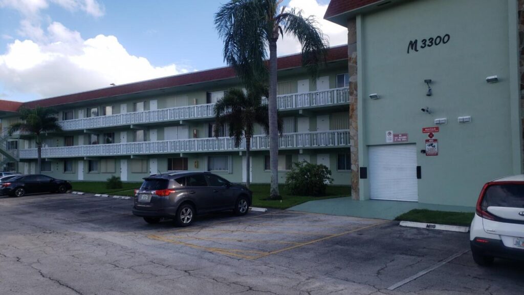 3300 Springdale Boulevard # 306, Palm Springs FL 33461