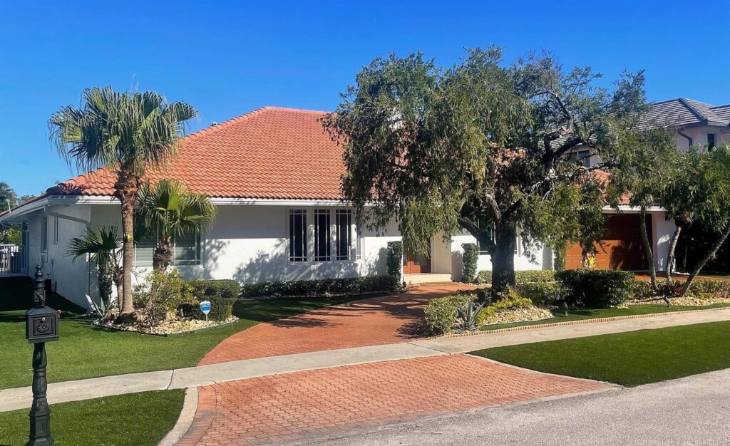 885 NE Mulberry Drive, Boca Raton FL 33487