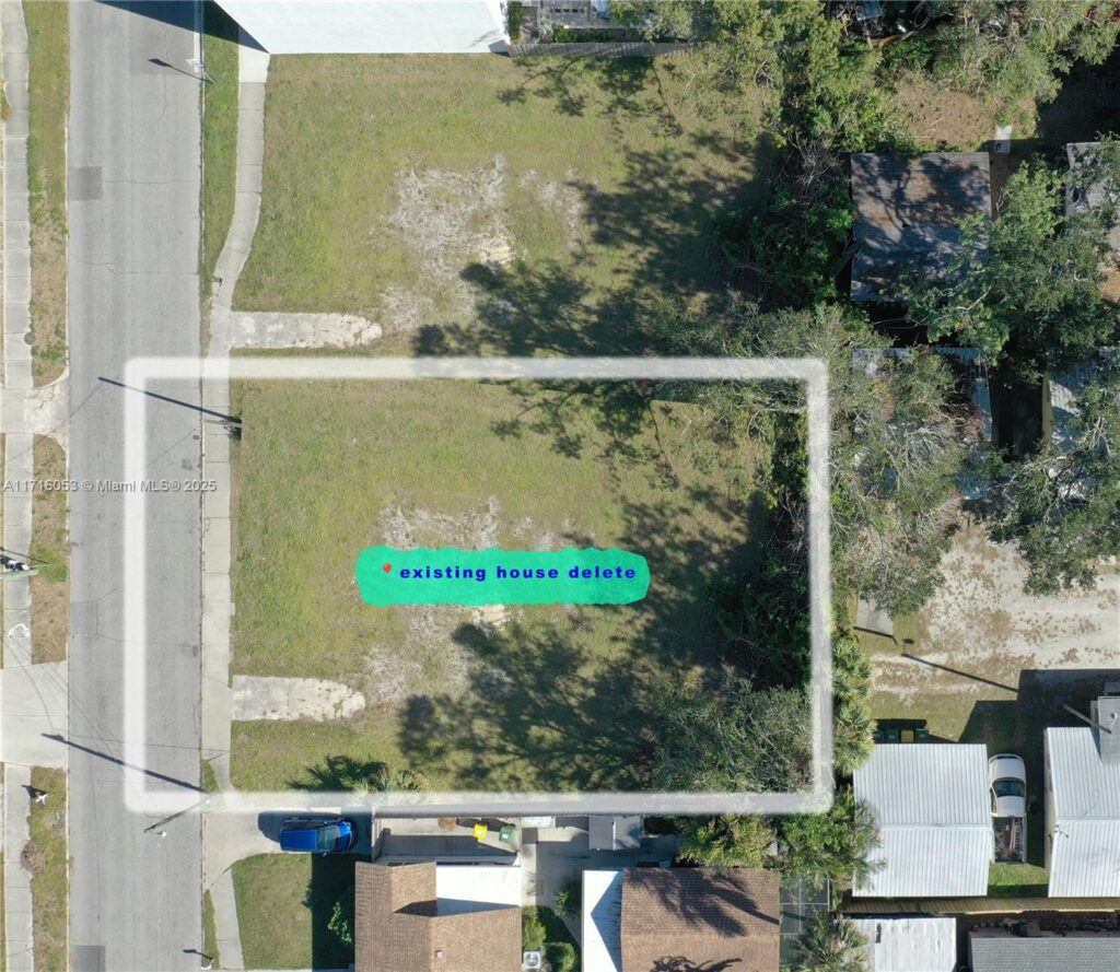 1744 10th st, Sarasota FL 34236