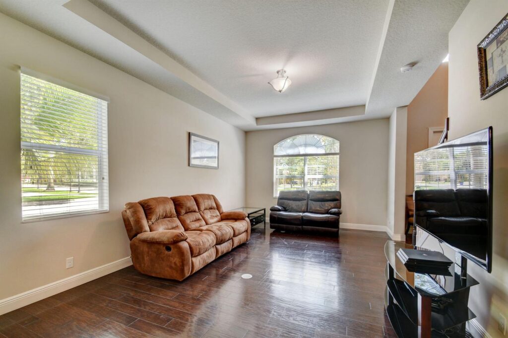 8625 Wellington View Drive, Royal Palm Beach FL 33411