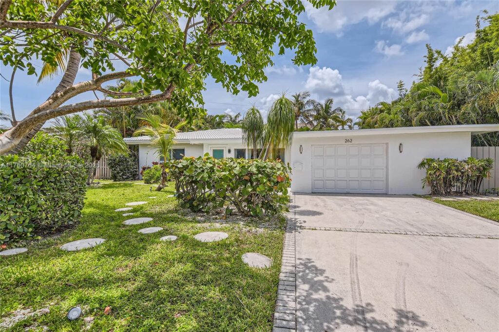 262 Bombay Ave, Lauderdale By The Sea FL 33308