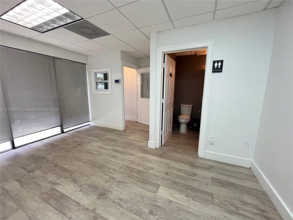 4350 NW 19th Ave # C, Deerfield Beach FL 33064