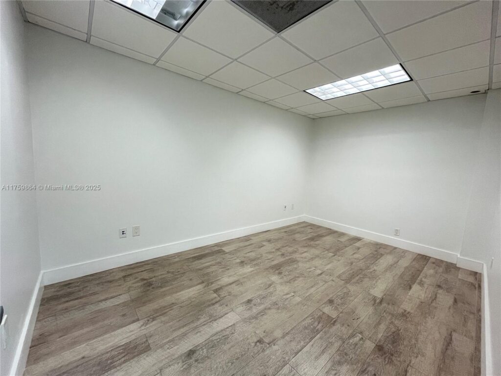 4350 NW 19th Ave # C, Deerfield Beach FL 33064