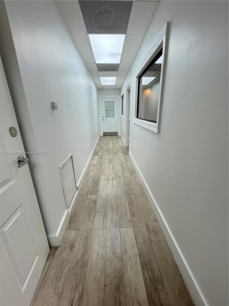 4350 NW 19th Ave # C, Deerfield Beach FL 33064